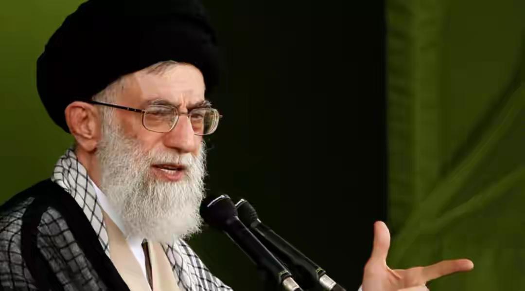 以身入局，伊朗精神哈梅内伊殉教引导圣战
波斯有个谚语:“敌人必将远去，只有波斯人