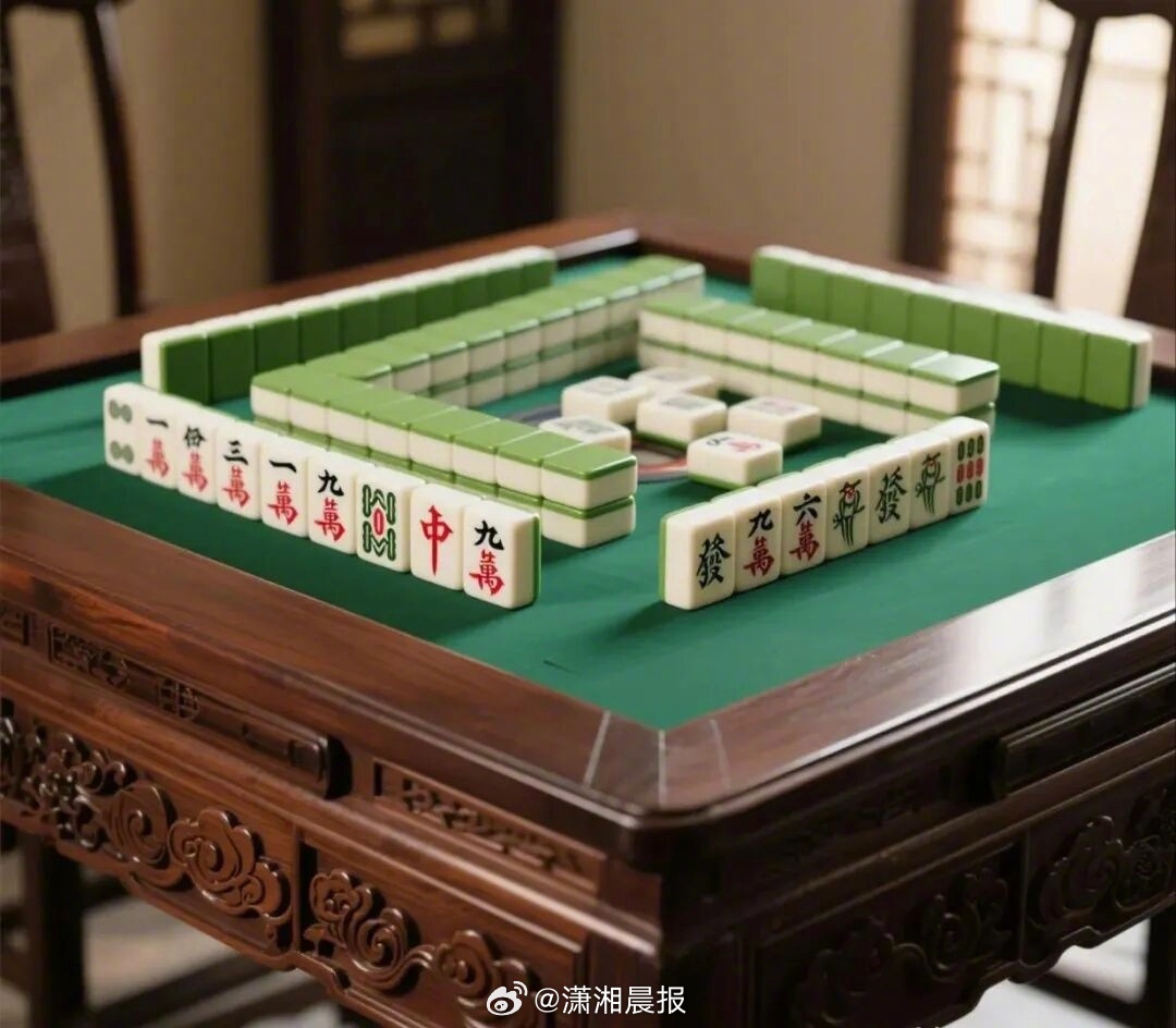#男子打麻将输钱敲诈勒索获刑8个月#【男子打麻将输钱竟以举报相威胁，向经营者索要