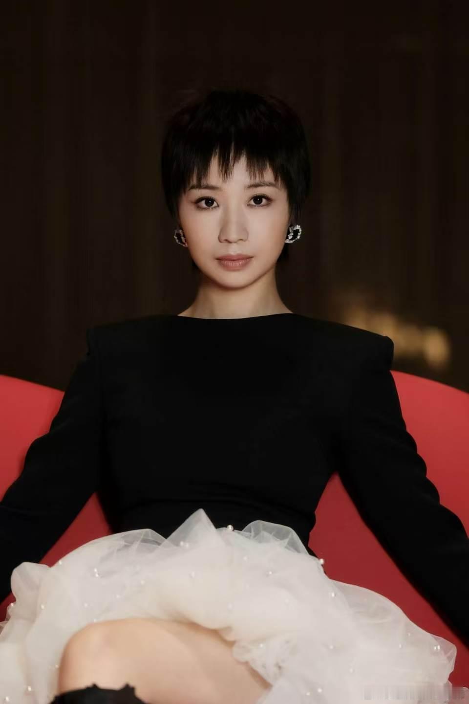 徐梦桃巴黎夺冠后第一个综艺徐梦桃王心迪夺冠后综艺首秀2026爱奇艺世界大会 从领