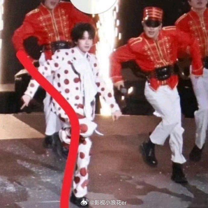 秀款稀缺性拉满排面，网传消息让粉丝直呼“有面儿”，话题持续引发追星圈关注！ 