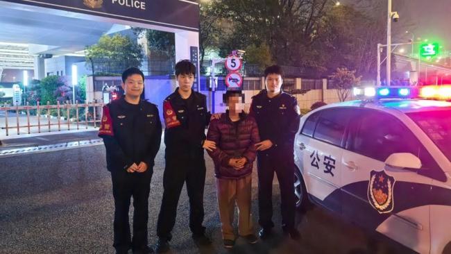 贪念上头闯大祸！千元数码设备惨遭低价变卖，铁路窃贼终落法网
 （个人观点仅供参考