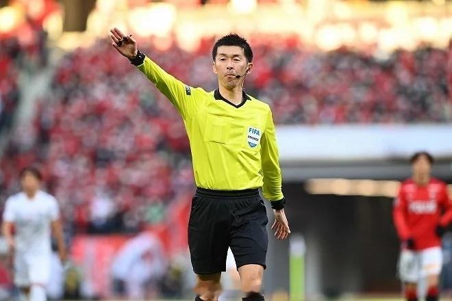 2025-26赛季亚冠精英联赛 联赛阶段 成都蓉城vs武里南联 裁判组信息：（比