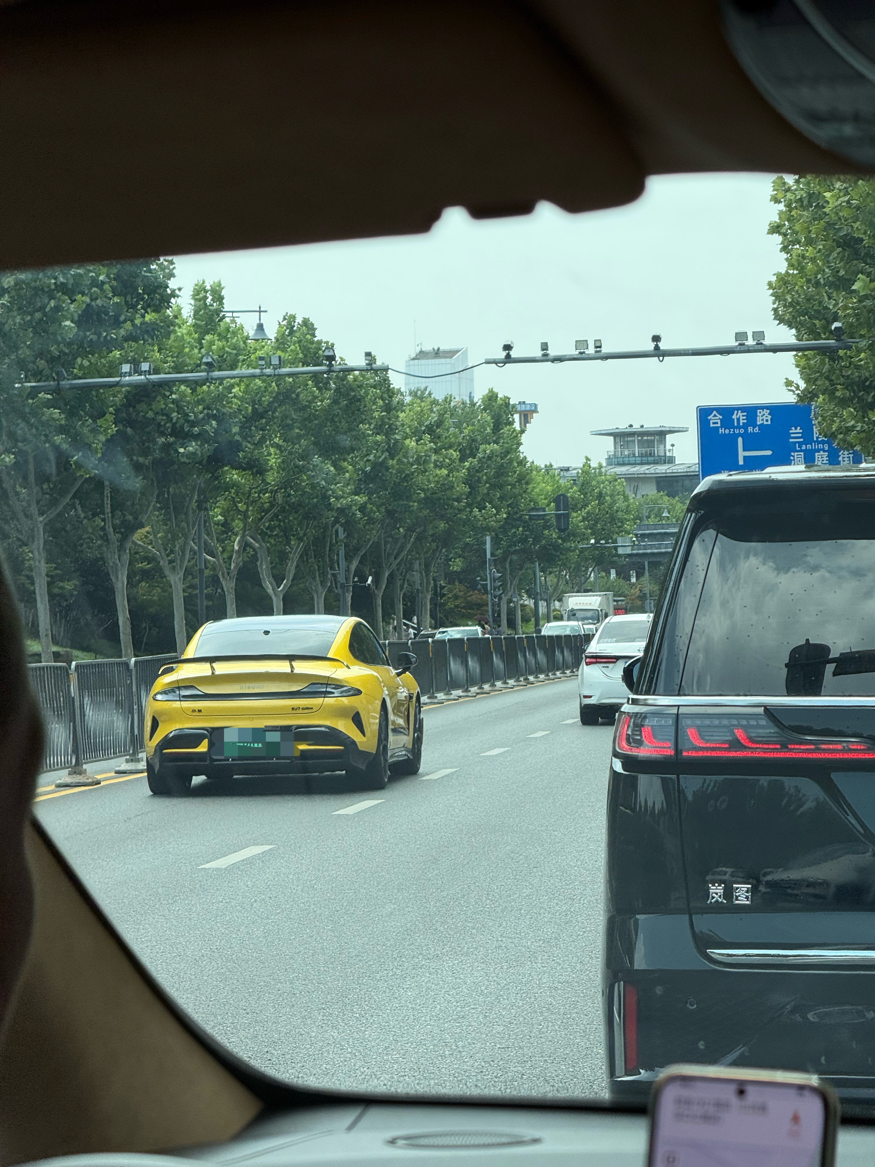 小米 SU7 Ultra 是帅的 ​​​