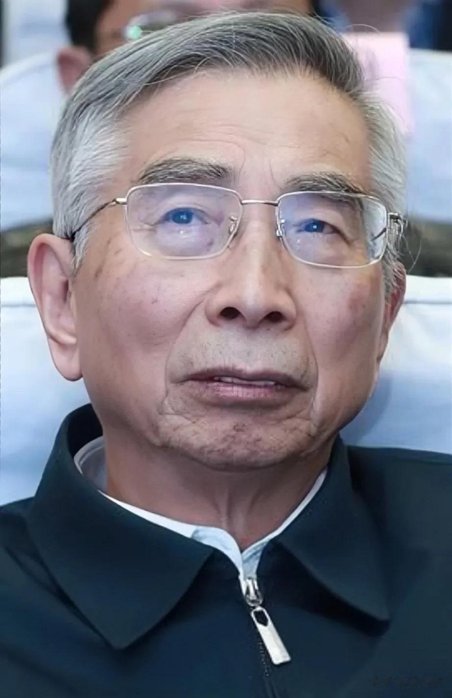 中国工程院院士倪光南，谈到柳传志，不禁感慨说:其实早在1988年，我们就开始研制