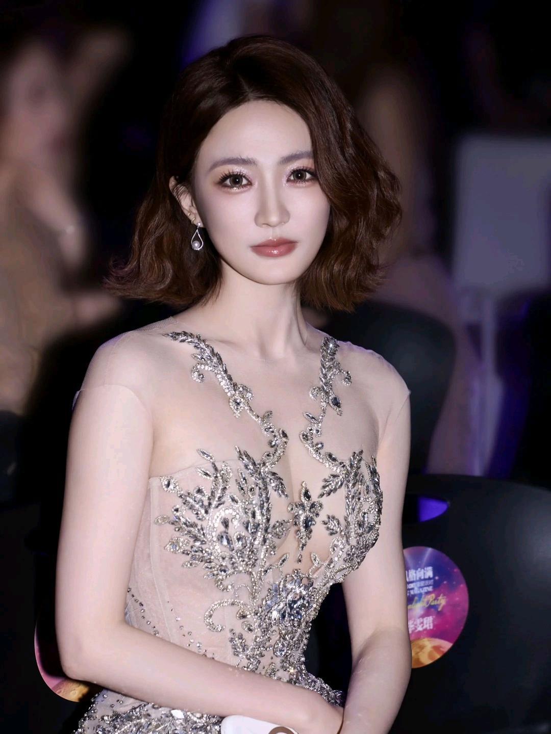 徐璐美到极致