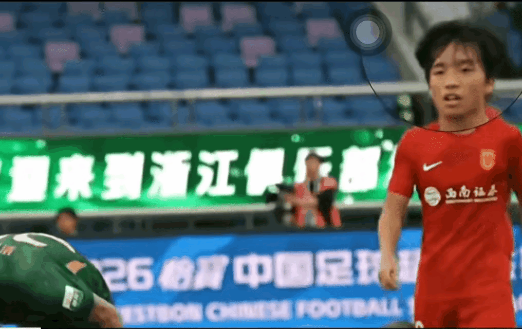 不仅川渝人能看懂，云贵川渝地区应该都能看懂！还是那句话李镇权能够成功盯防米特里策