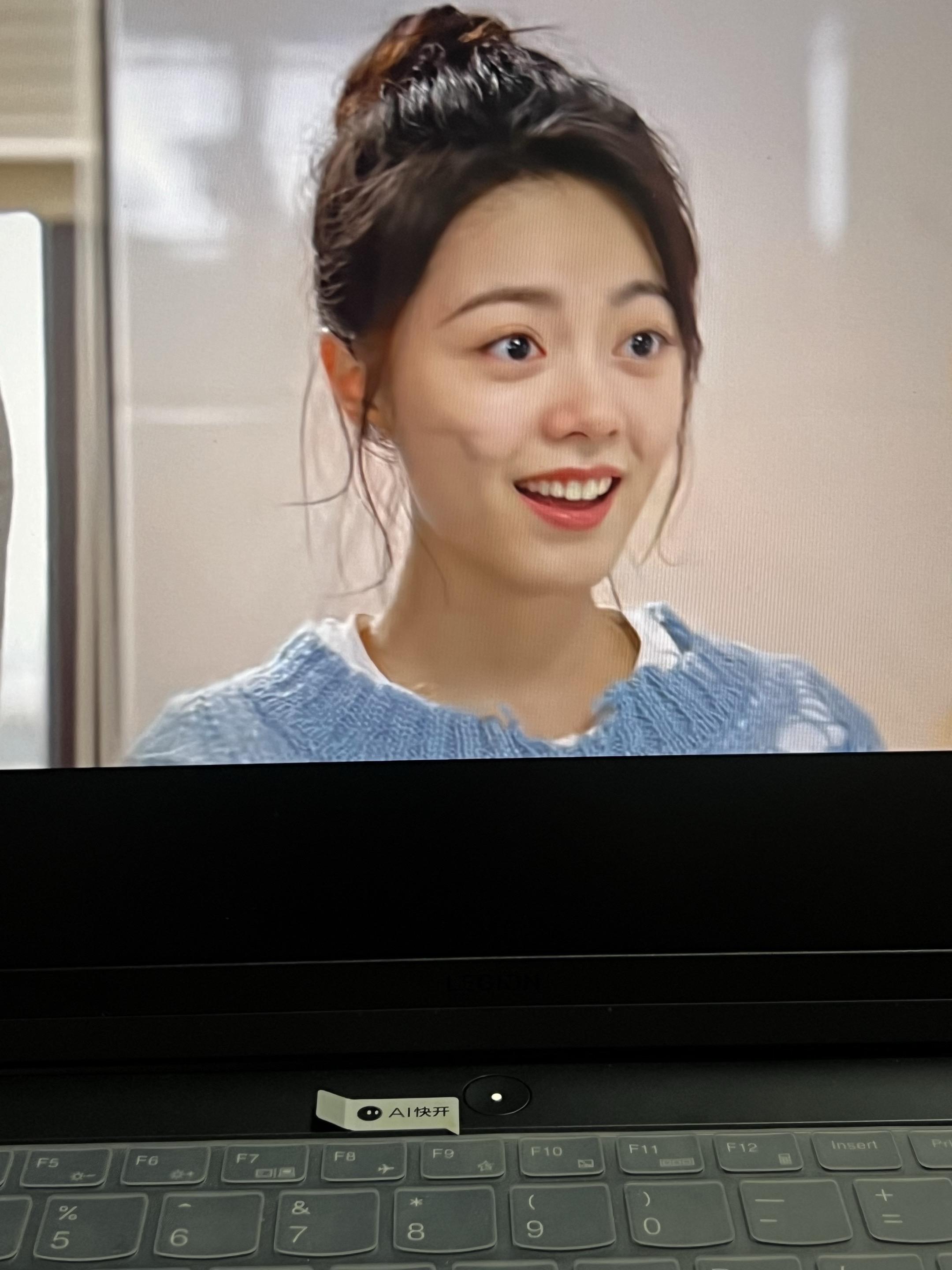 好可爱的两个人。