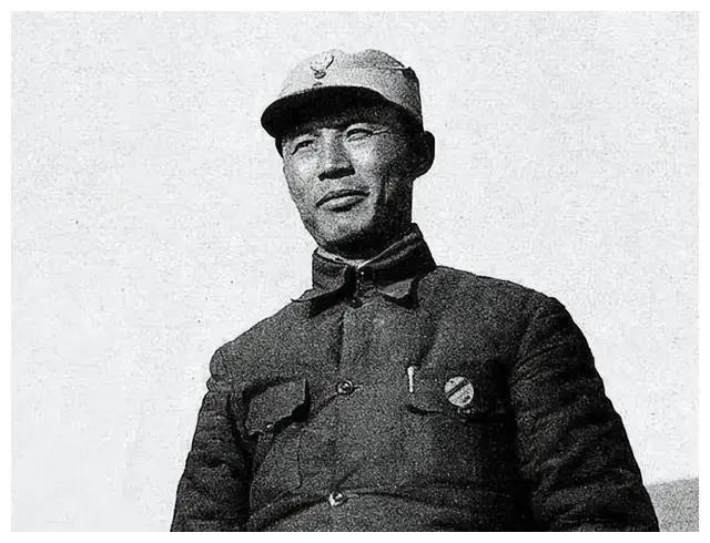 半年拉出七万大军 授衔时毛主席却问：是不是搞错了？他只评了少将。1955年授衔前