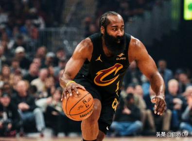 哈登16季全进季后赛，7次输给总冠军，地狱难度挡不住实力，别再骂他拉胯，他只是生