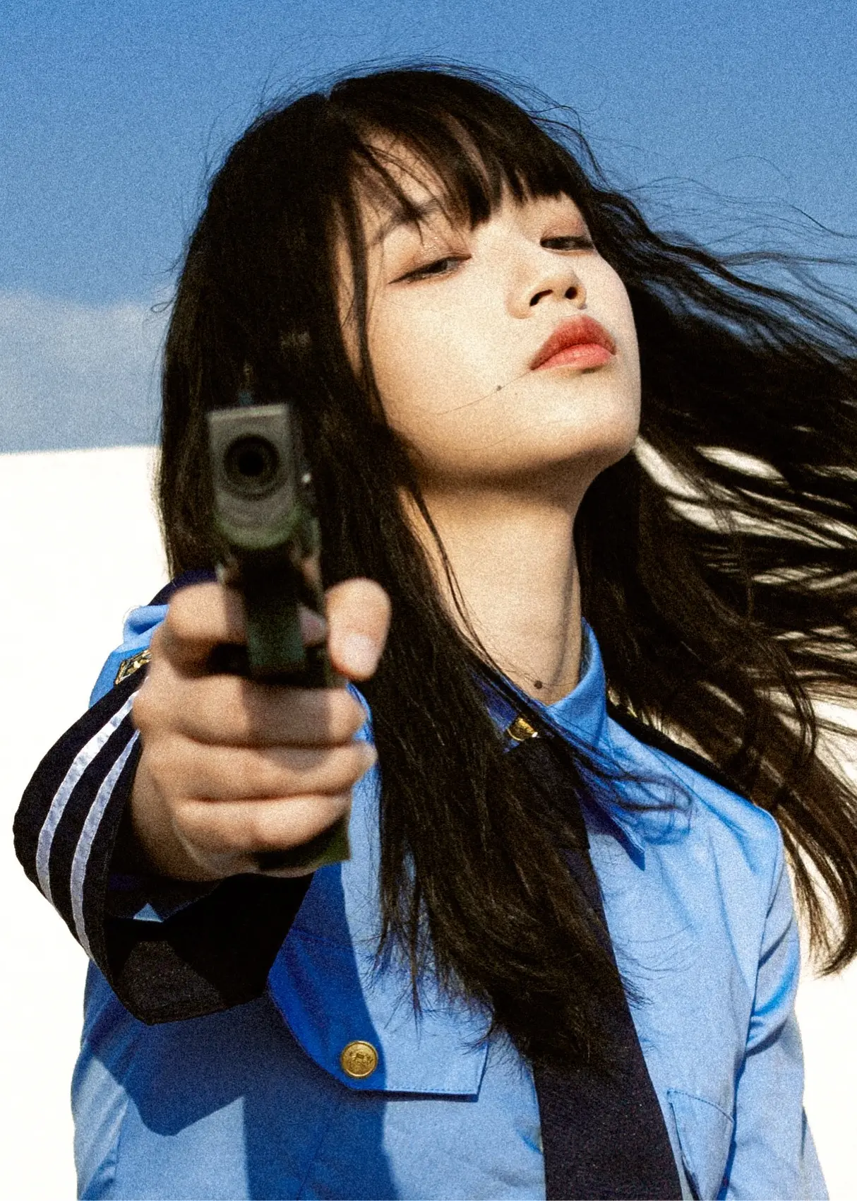 我怀疑你在说谎。我怀疑你在说谎 在白天也很荒唐 Model：小吴 ——...