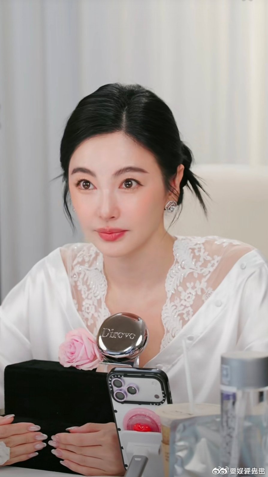张雨绮怀孕后暂停营业 要是怀孕传闻属实，张雨绮应该没法录女推了。24小时连轴录制