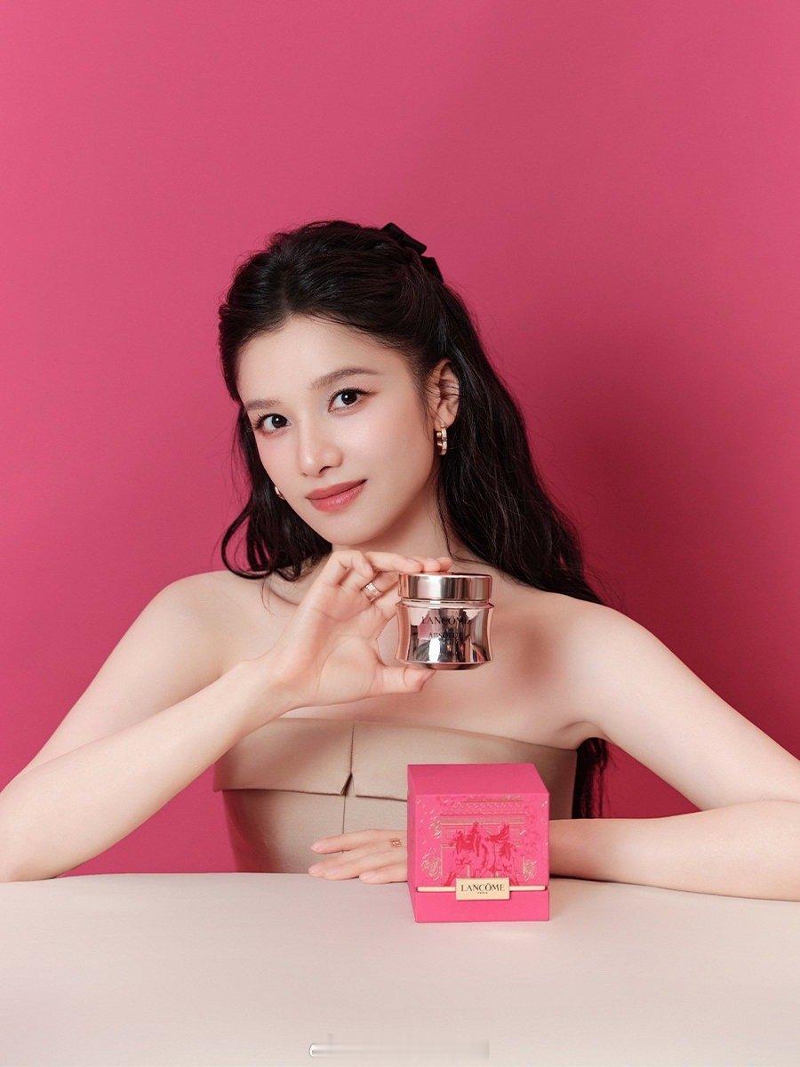 好权威的张婧仪，期待兰蔻品牌大使张婧仪的新广张凌赫张婧仪 兰蔻