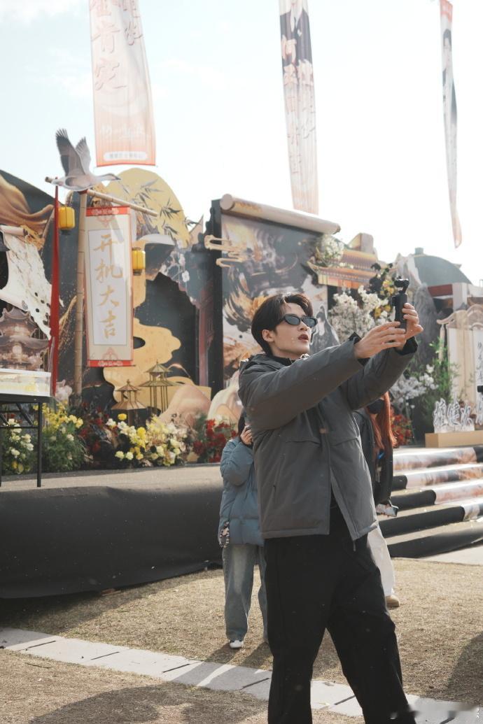 檀健次为横店送上生日祝福 双向奔赴的感觉太戳人 