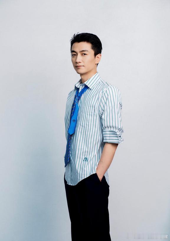 1. 陈晓在婚姻关系尚未结束时，就很少公开回应感情话题，如今更不会对外谈论自己的