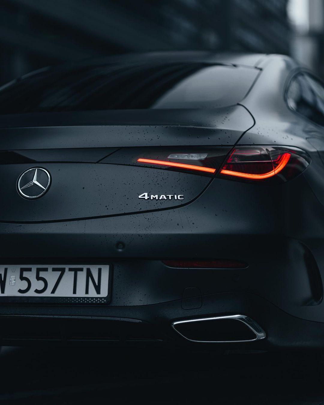 梅赛德斯-奔驰 CLE 300 4MATIC ​​​