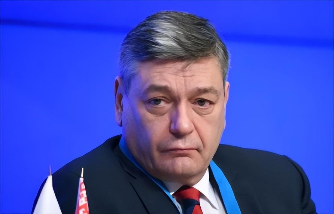 日本那边能源命脉全靠进口，中东一乱套就慌得不行，可它还死死咬着对俄石油的价格上限