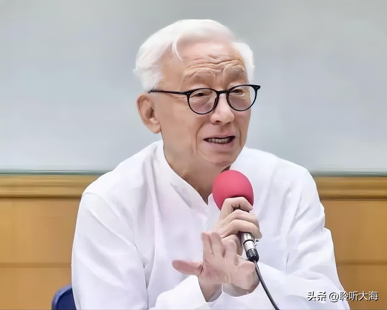 生于北京却连祖宗都不认，拿10亿新台币养“台独”武装，被大陆终身追责还敢出来蹦跶