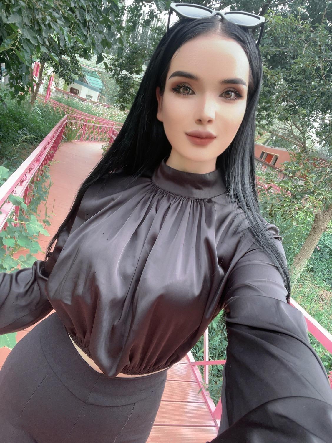 🔥辣身材 仙女🧚 郑火火🔥 💅美妆💄 浅秀一下athflow穿搭