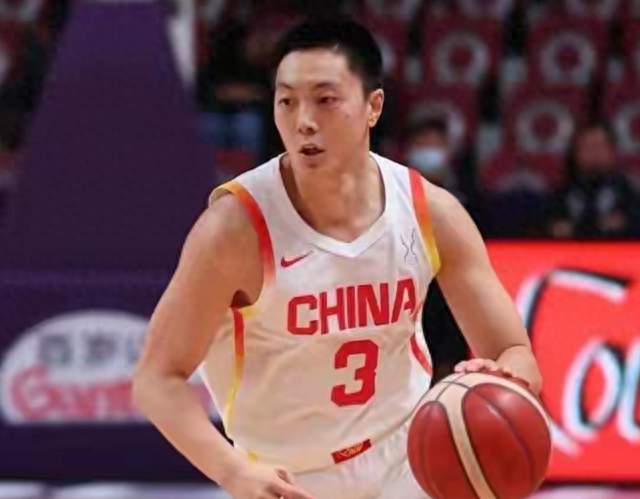 残阵打疯！中国男篮38分血洗哈萨克斯坦，郭士强这一手比赢球更狠