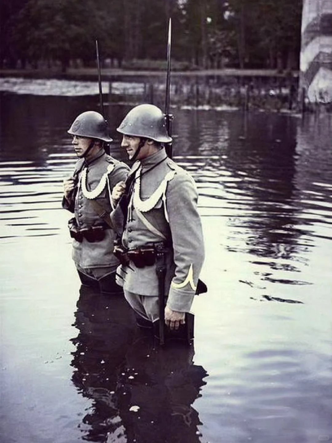 1939年，荷兰士兵守卫在荷兰与德国的边界