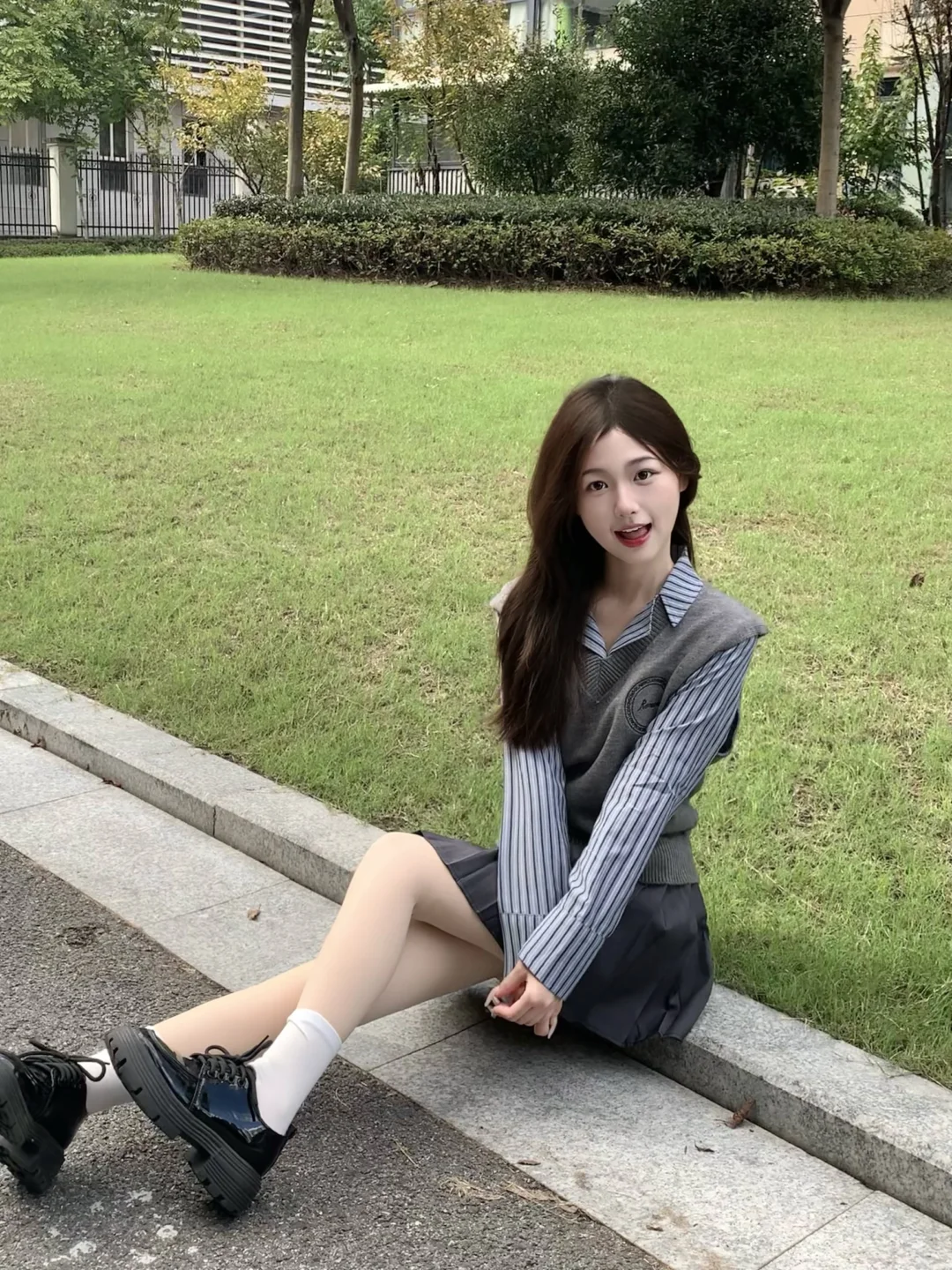 想要学姐的光腿神器🔗