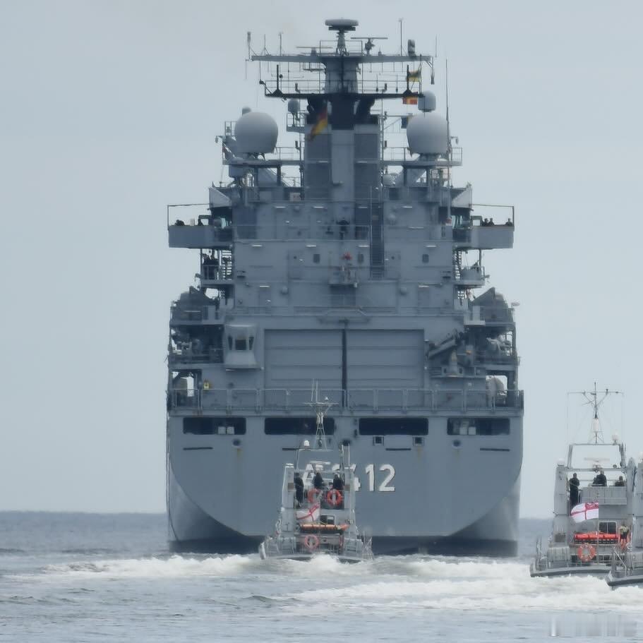 🇩🇪德国拒绝参与任何旨在保持霍尔木兹海峡畅通的军事行动。     政府发言人