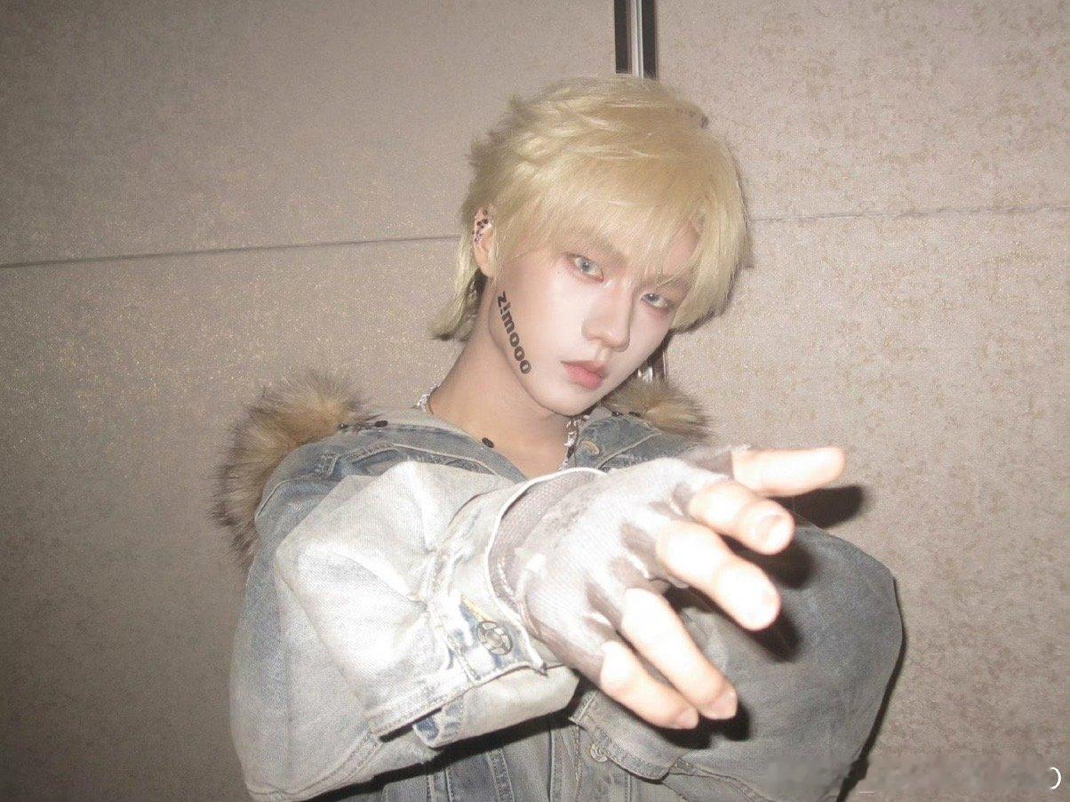 张子墨说明天更精彩张子墨明天更精彩 张子墨说明天更精彩，燥候明天舞台 