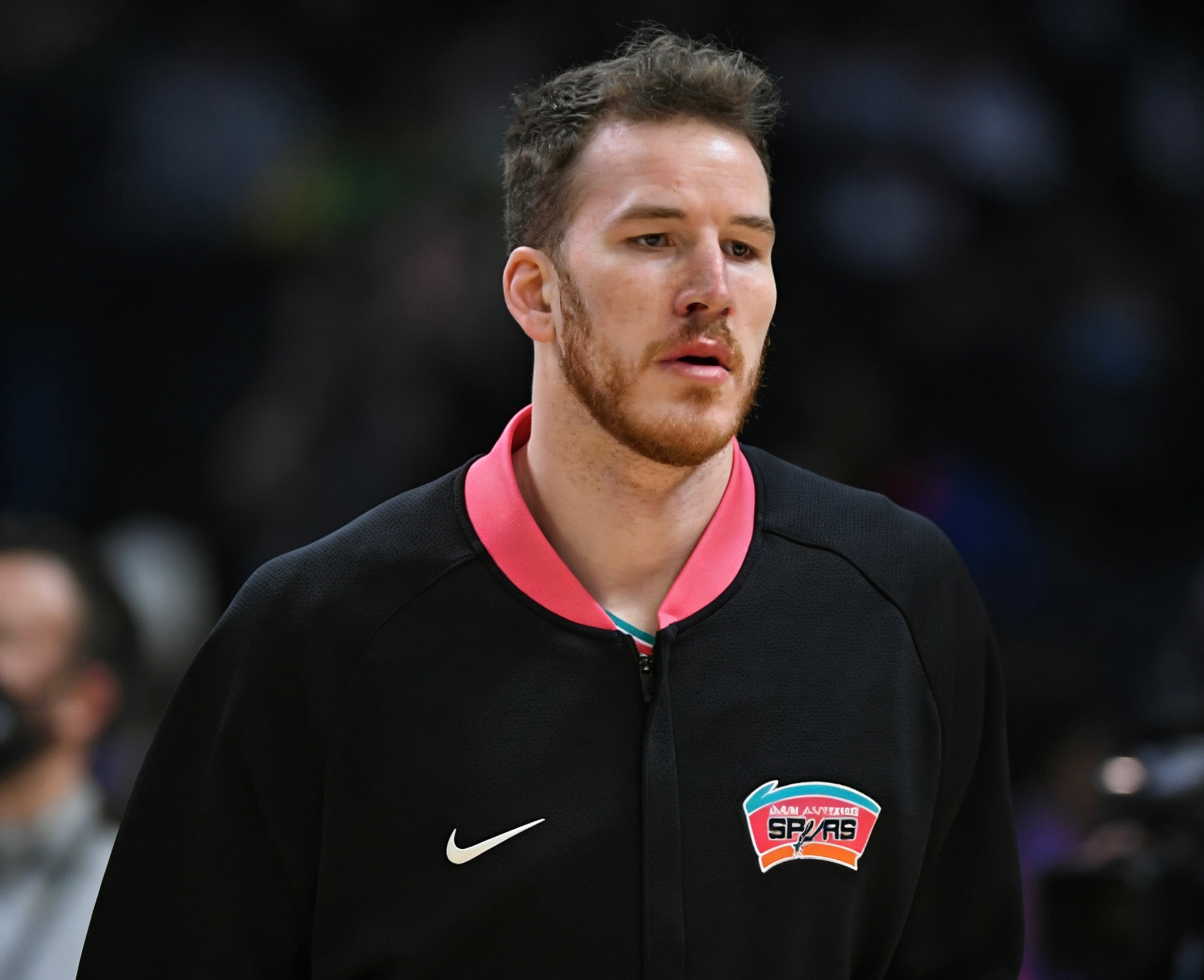 晚安马刺 生活从不是完美答卷，允许自己有遗憾、有停歇，把心放宽，善待自己。晚安刺