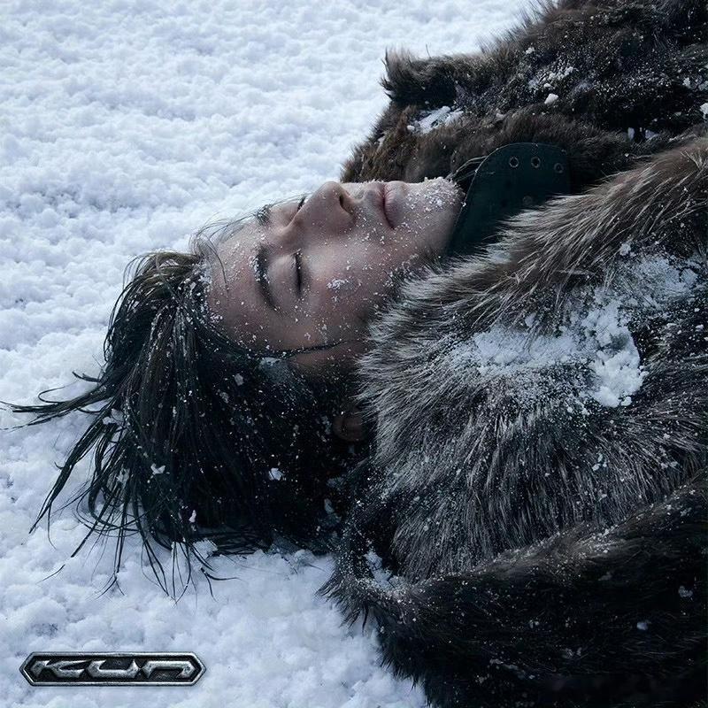 蔡徐坤QQ音乐巅峰榜双上榜 流量与实力并存，人气与口碑双收，蔡徐坤用巅峰榜成绩书