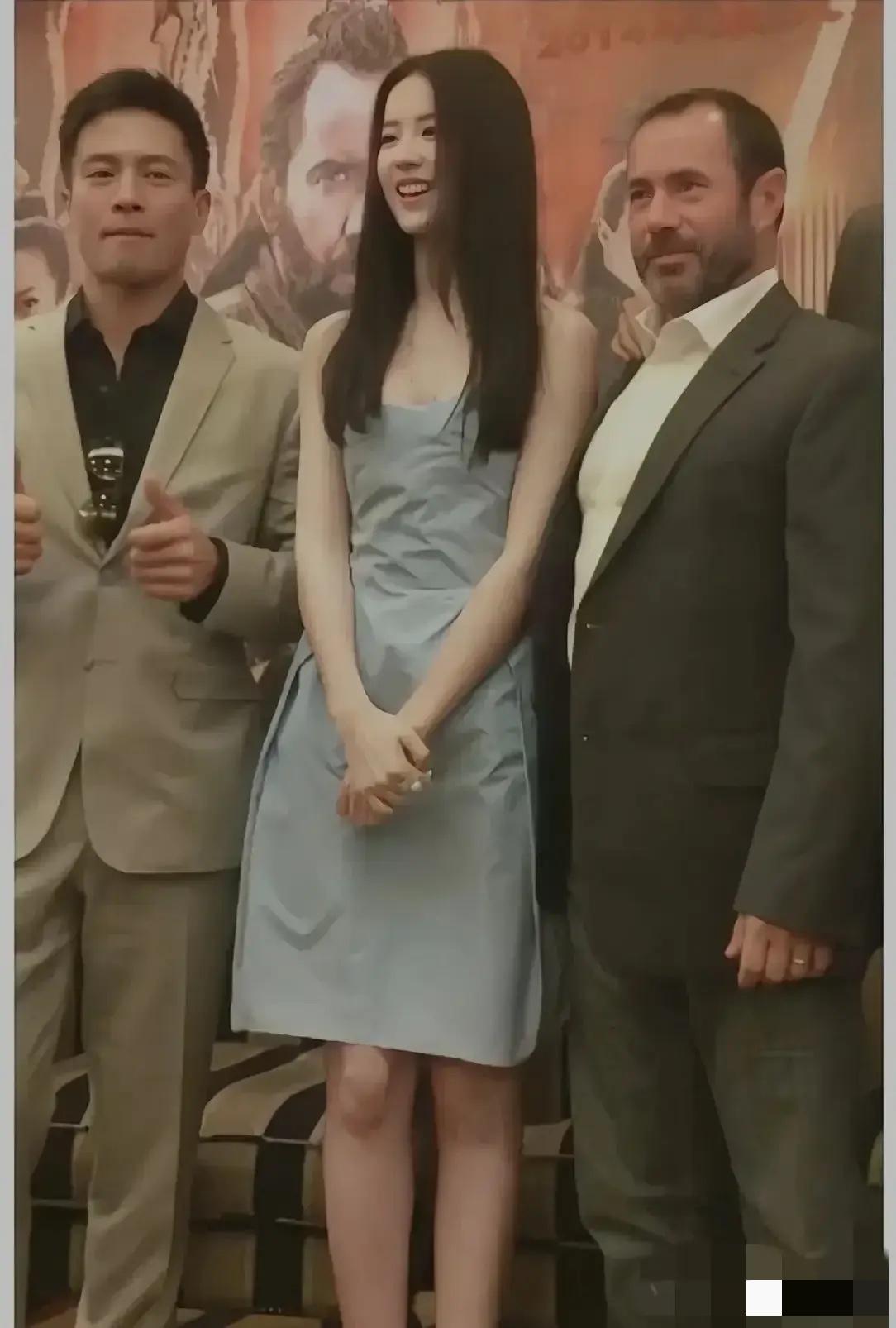 刘亦菲年轻时候真漂亮，气质非常好