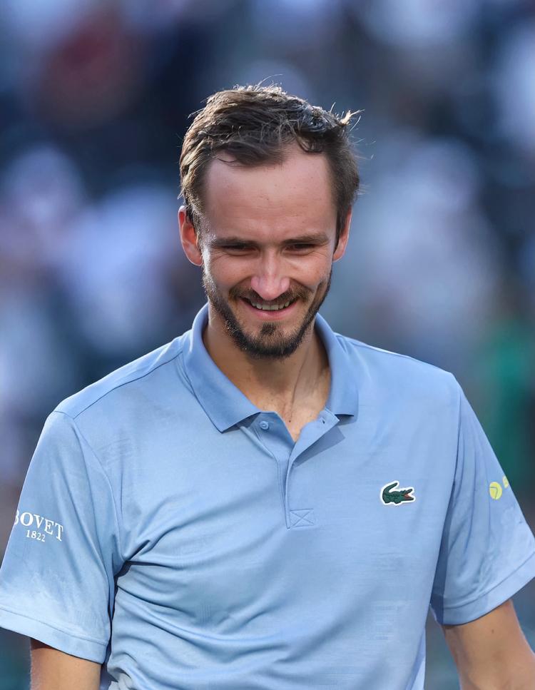 梅德韦德夫有希望超越费德勒吗梅德韦杰夫：你这是梦里提的问题吗？[我想静静][我想