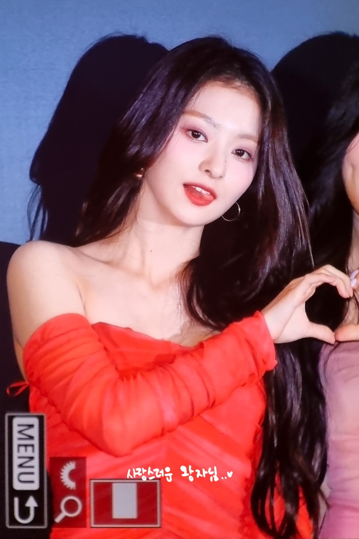 #李娜炅[超话]#🐣#蜜桃笑颜李娜炅# [图片]240314 INSPIRE开