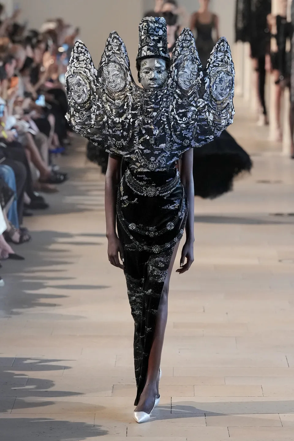 Rahul Mishra Fall 2026 Couture 第一部分巴黎高定时