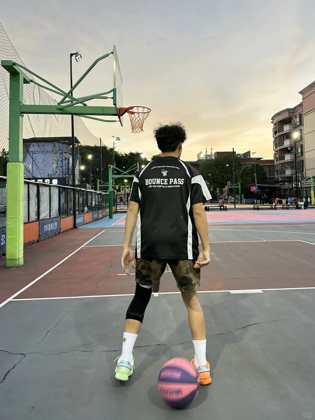 1️⃣80黑皮阳光男孩 热爱篮球🫶