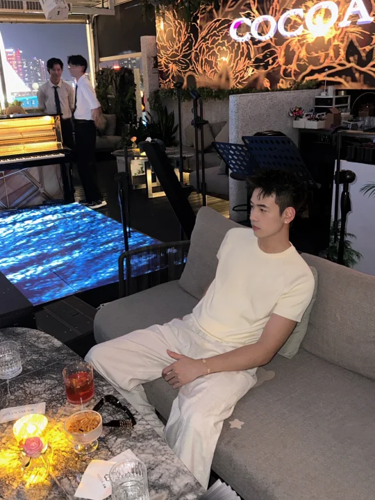 去去班味🍸