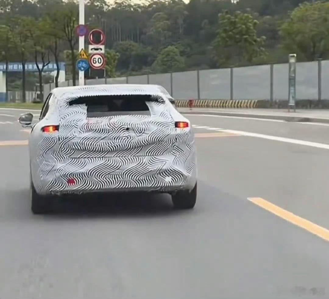 据说是小鹏MONA系列的旅行车？啥时候亮相？新能源汽车