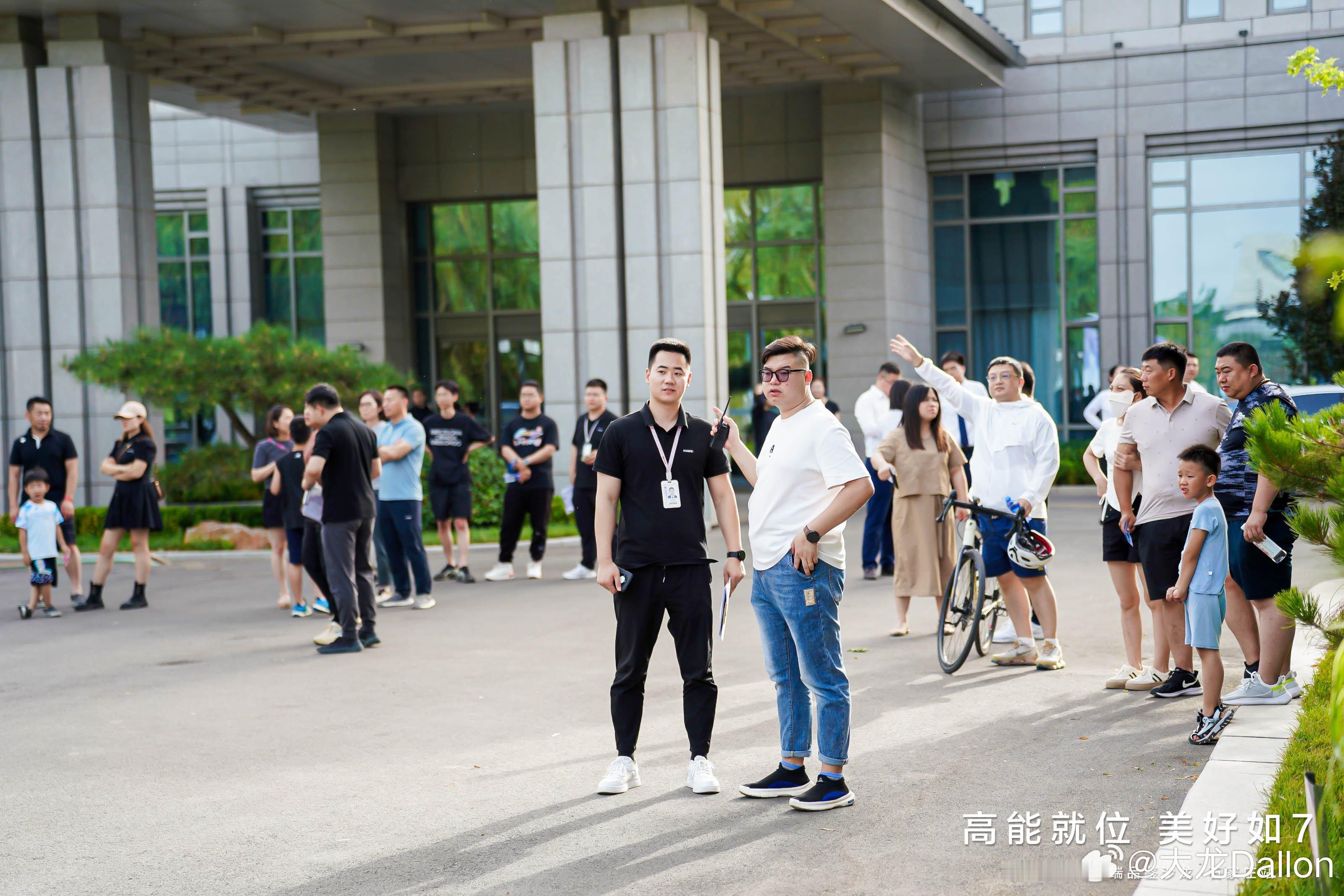 前几天，问界新M7 Ultra高端品鉴沙龙石家庄站在滹沱宾馆举行，正好我也让我的