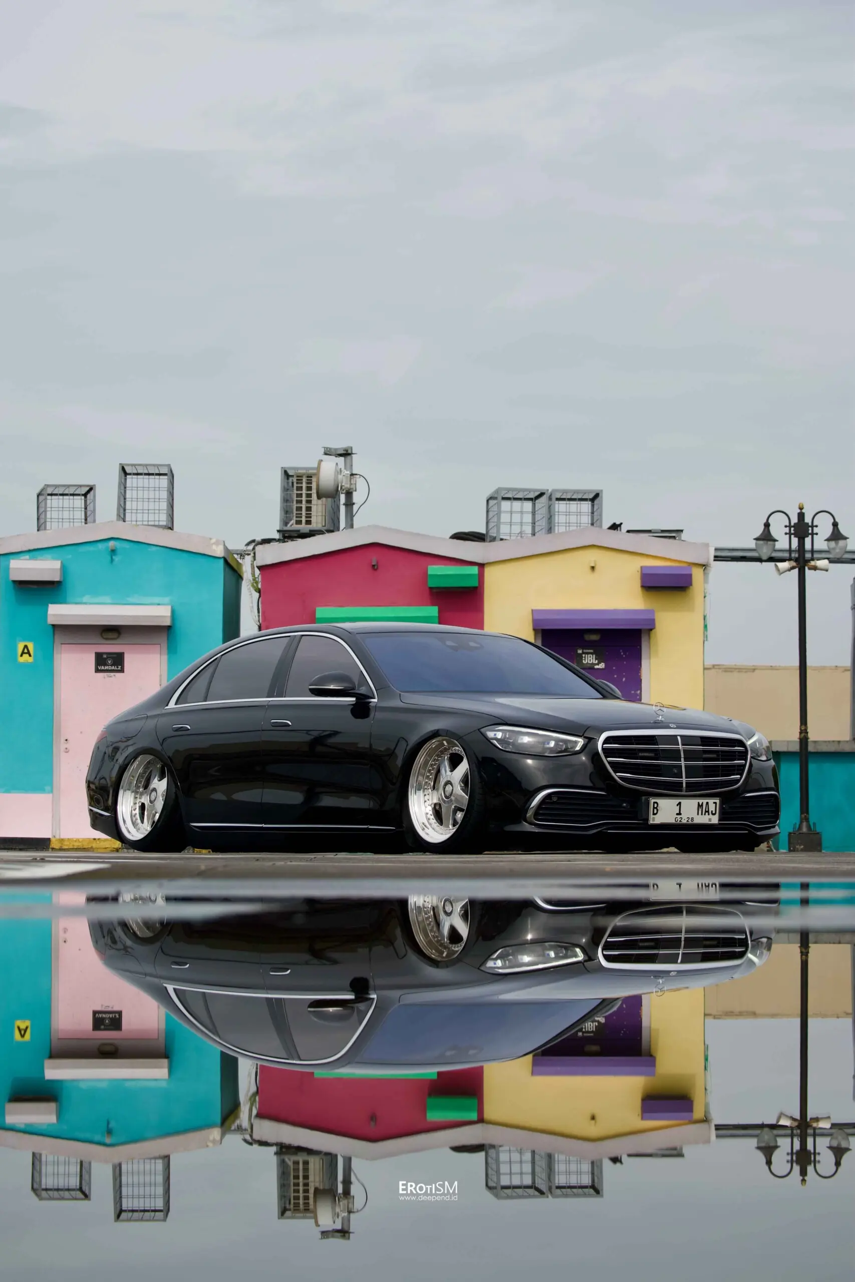 印尼玩家的大奔。Mercedes-Benz S 450 2023