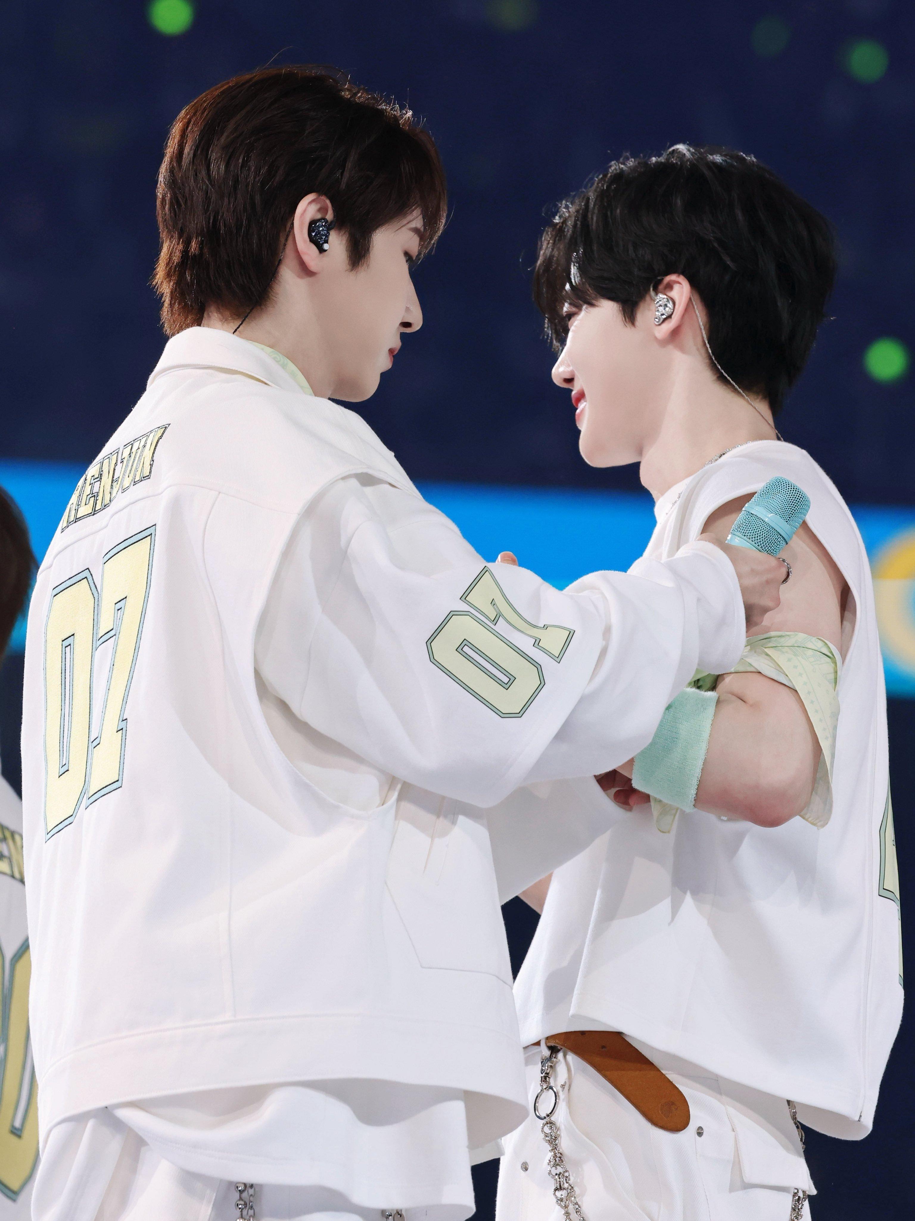 娜俊[超话]  不求完美 爱得更远 要过得更好💛💖©️yellowfairy