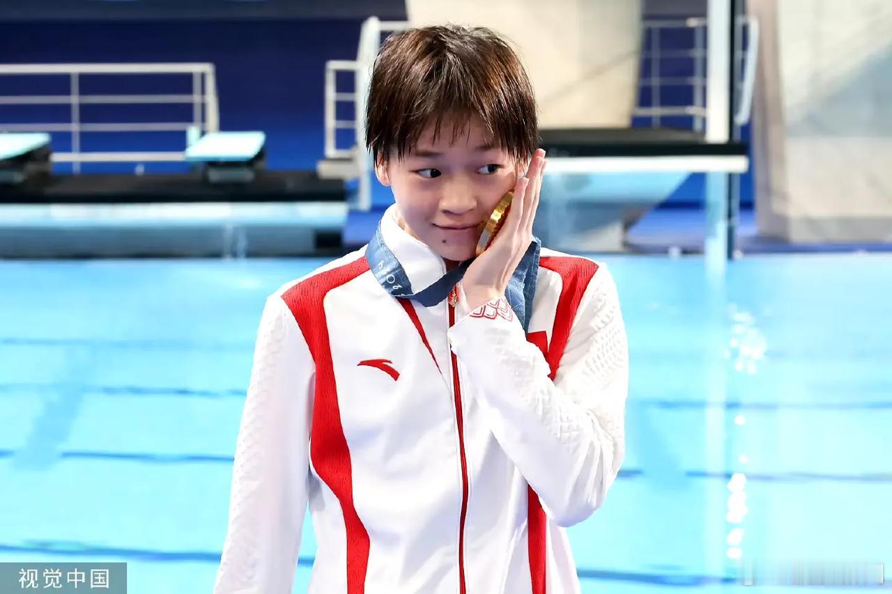 预测一下巴黎奥运会闭幕式中国代表团旗手，呼声最高的潘展乐已经回国，郑钦文已经去北