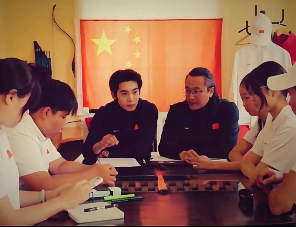 于适带领中国青少年骑射队夺冠 哈萨克斯坦赛场上，于适率中国青少年骑射队逆袭夺冠。