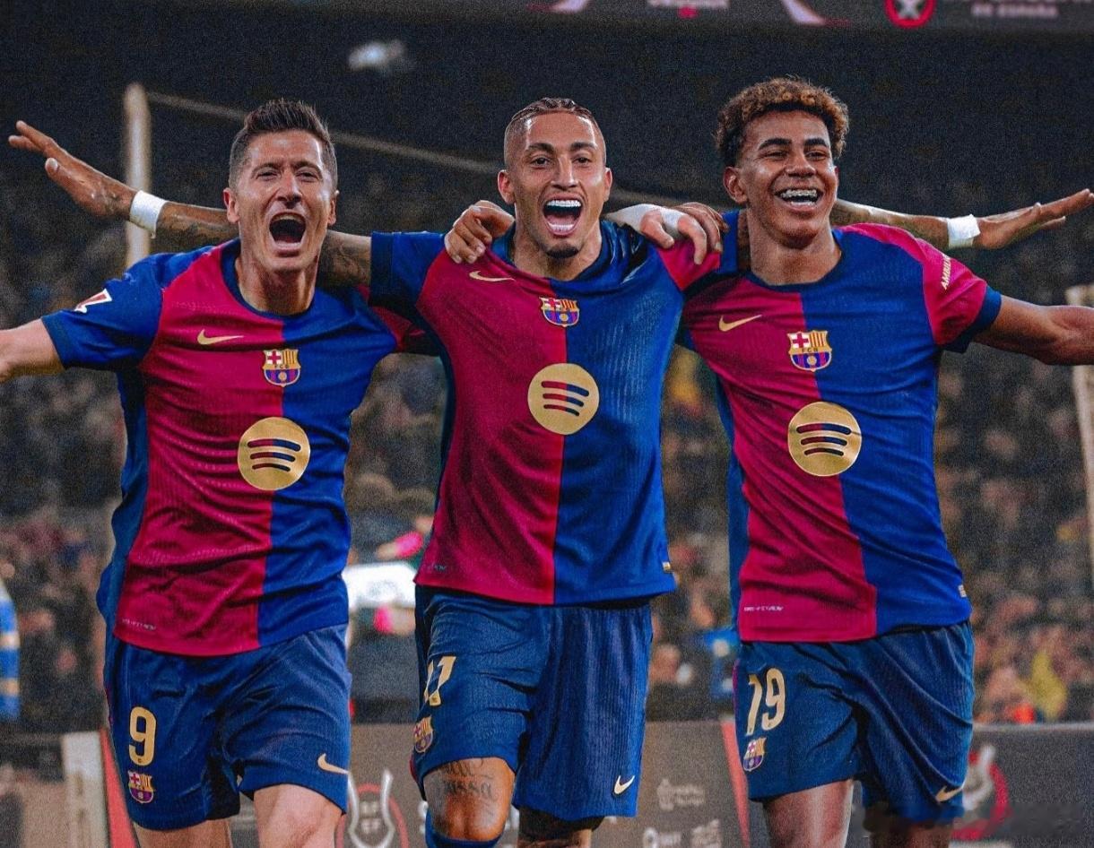 欧冠联赛第5轮焦点战即将打响，巴萨将带着12个进球的恐怖火力造访斯坦福桥。两队在