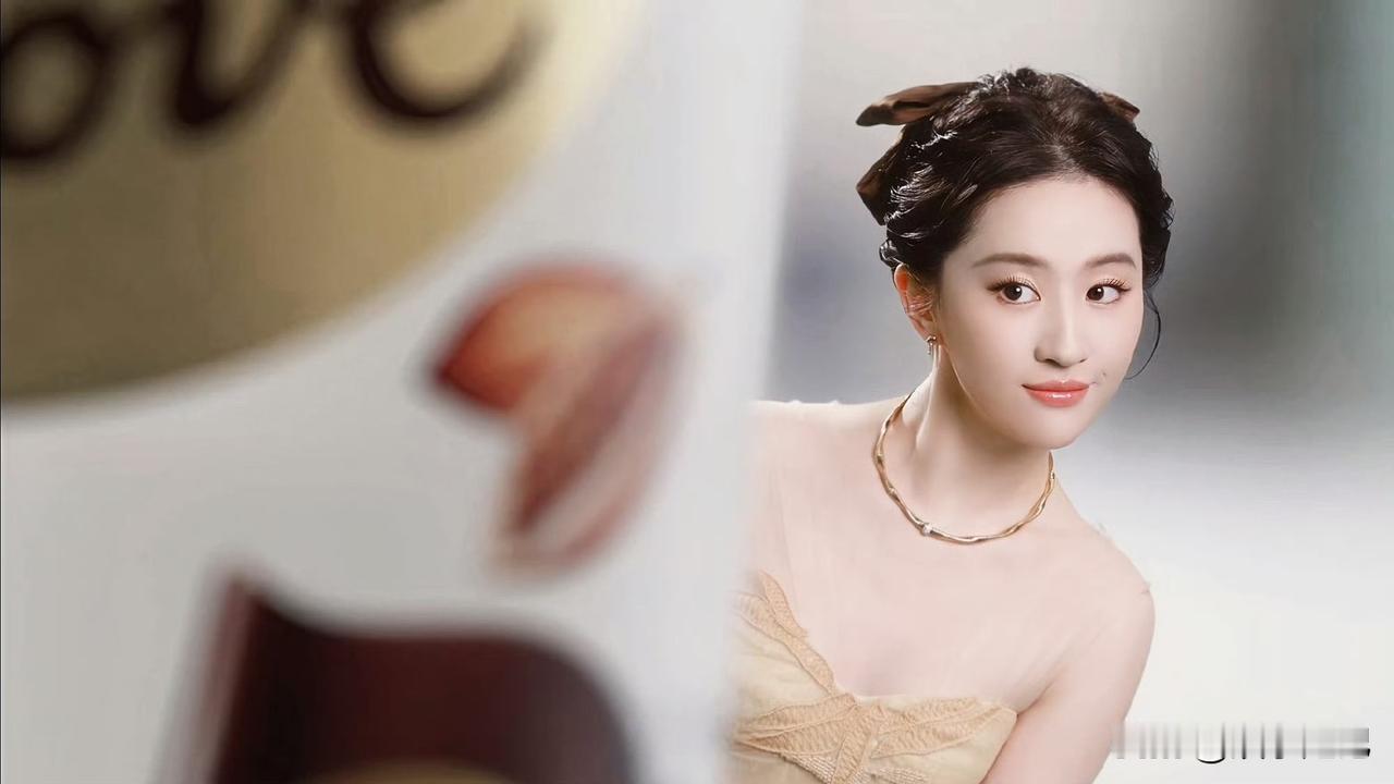 几张猫猫探头电脑壁纸 像是上班时和刘亦菲捉迷藏啊哈哈[笑哭][笑哭] ​​​