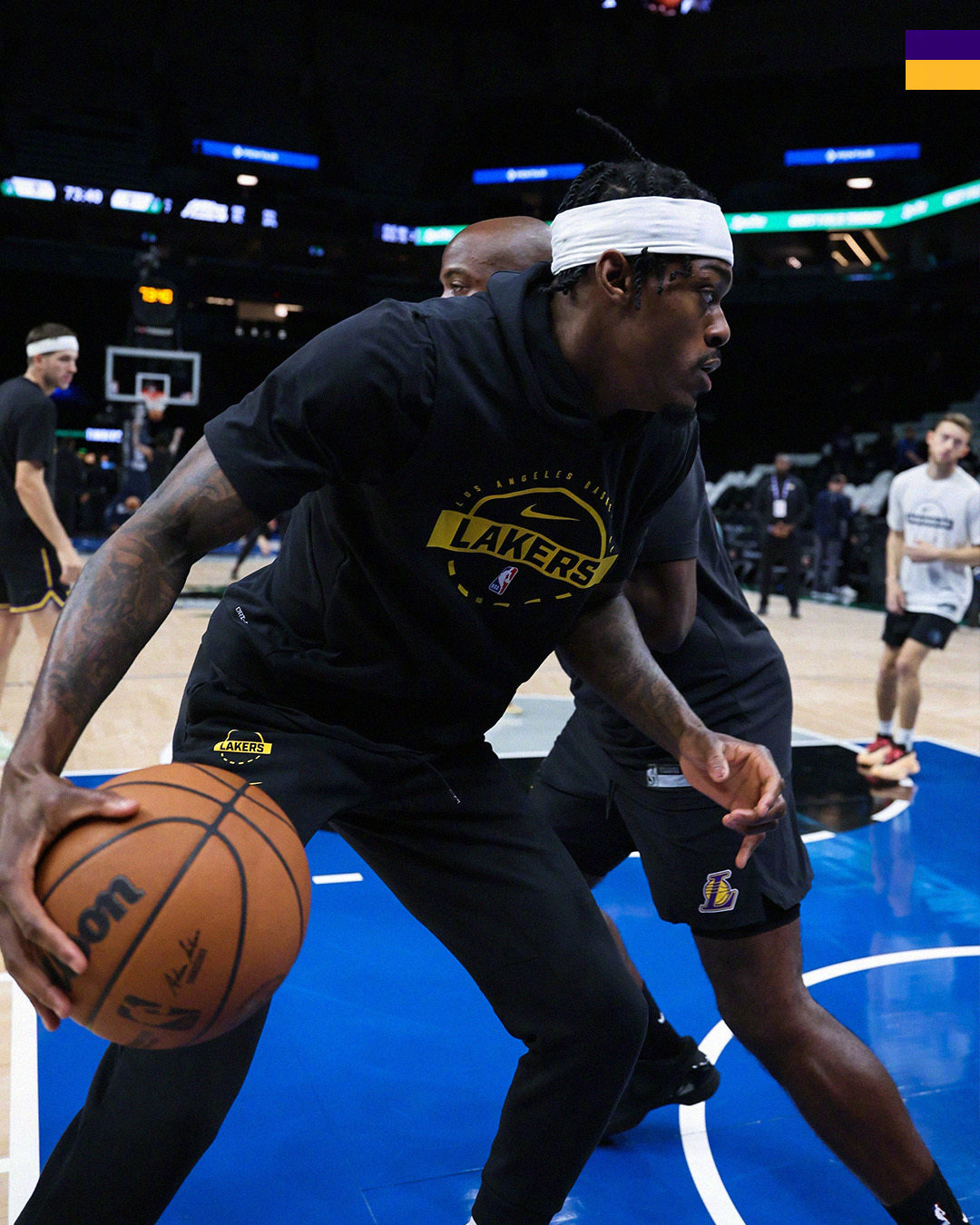 热身完毕👌比赛模式🔛森林狼vs湖人 湖人国度 ​​​