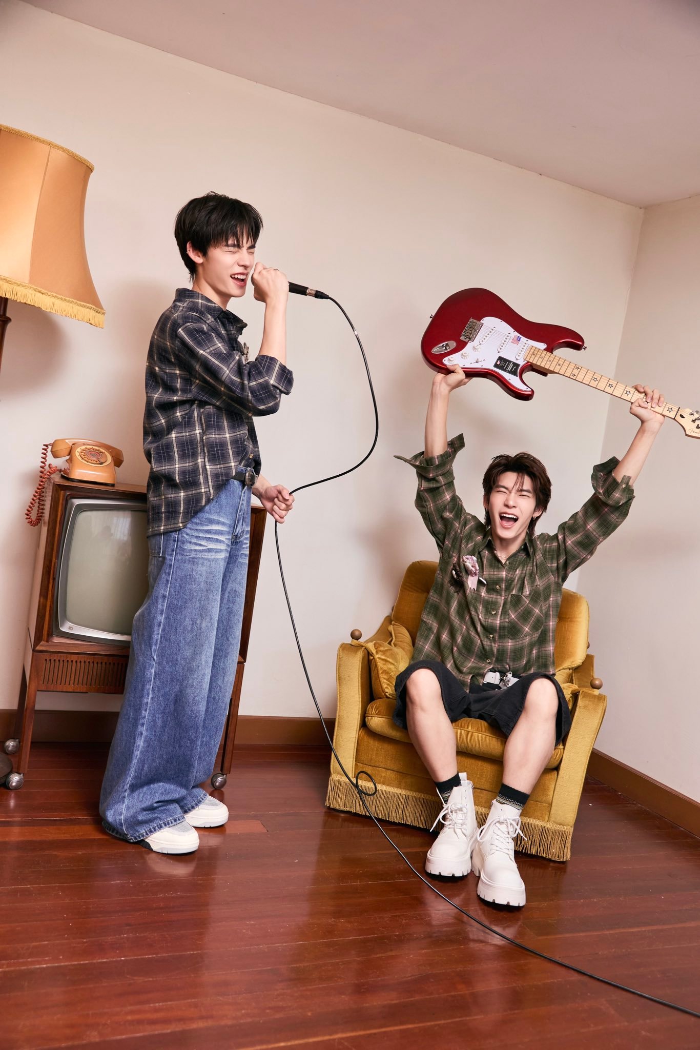 好喜欢这样鲜活的迪儿 够Rock！够有劲儿！ 