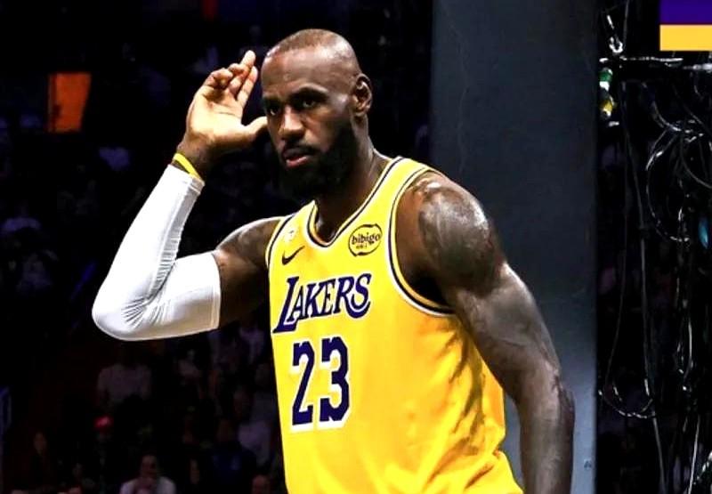 湖人队九连胜被活塞终结了！

勒布朗·詹姆斯上半场5投0中，一分没得，这是他生涯