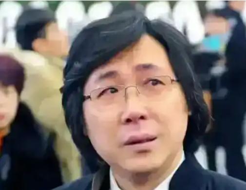 廖昌永把四川农村的老母亲接到上海一起住，妻子王嘉一句话“妈就是妈，来了就住客房”
