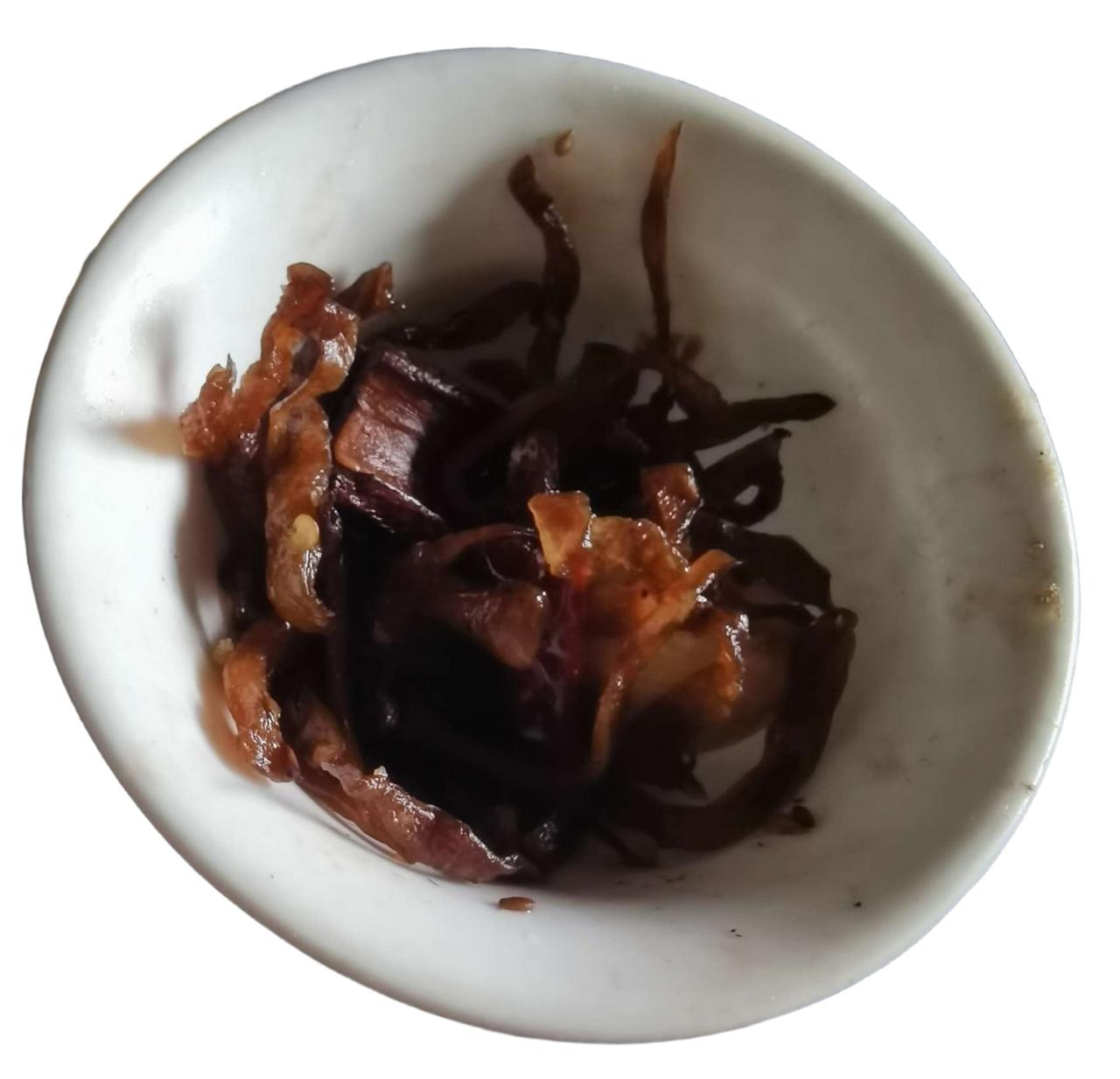 下联：一碟，青咸菜