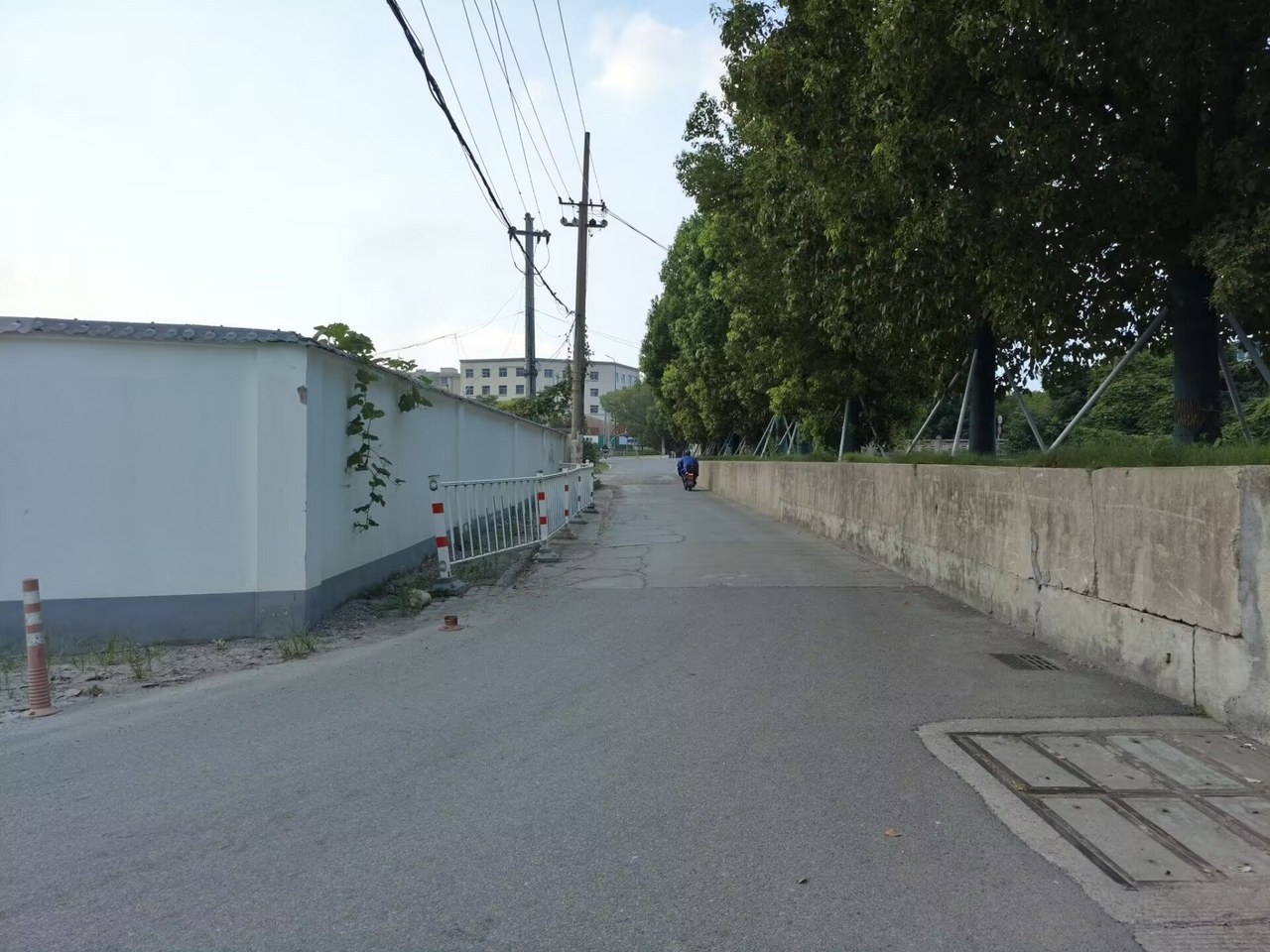 宁波江北李家西路延期开通预计8月上旬放行 有市民反映，江北庄桥李家西路原计划6月