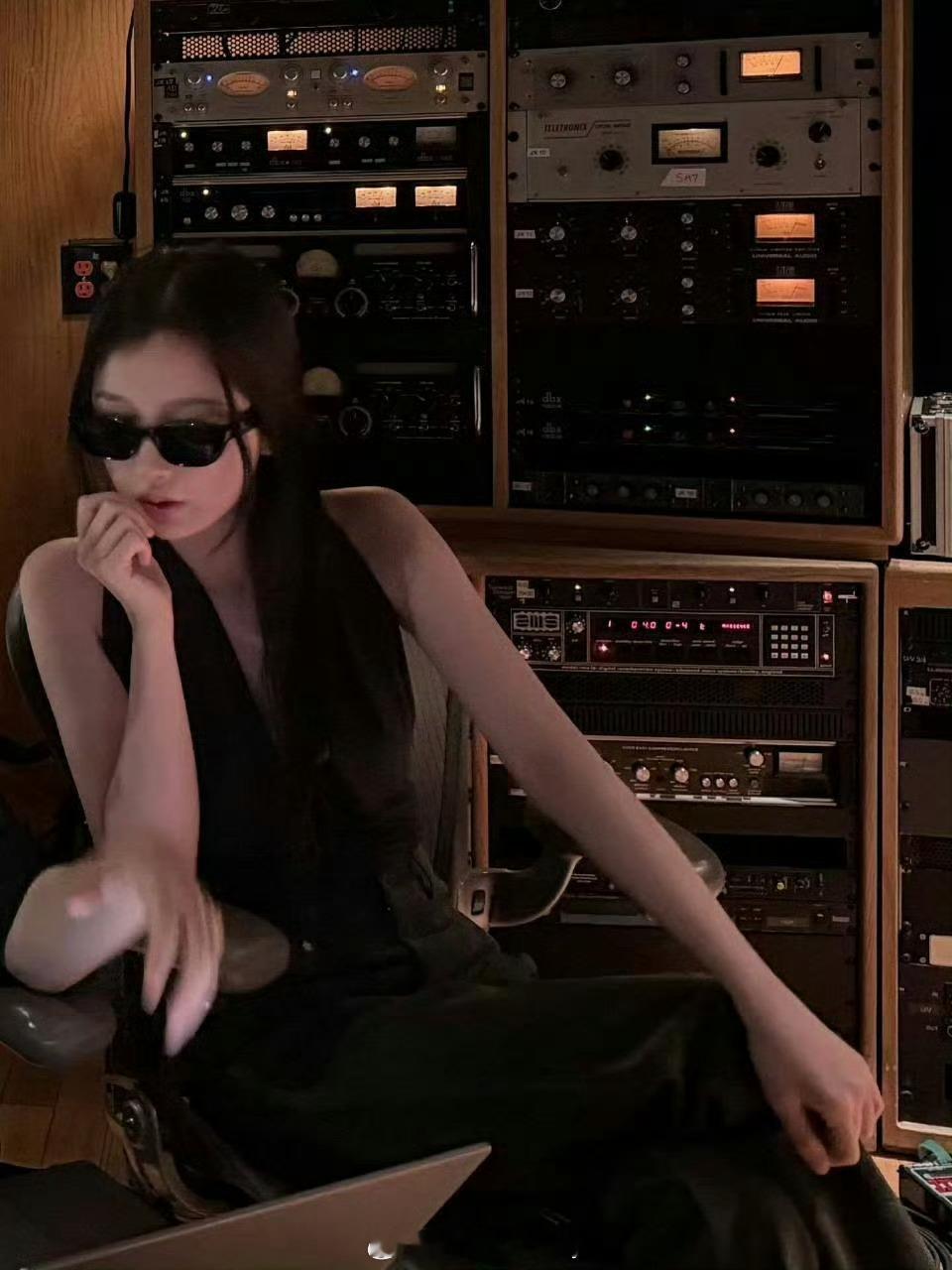 虞书欣LA闪现LA的虞书欣🕶️ 